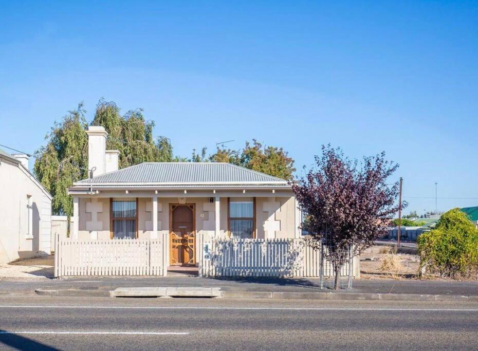 Cornelias Cottage Mount Gambier Central Esterno foto